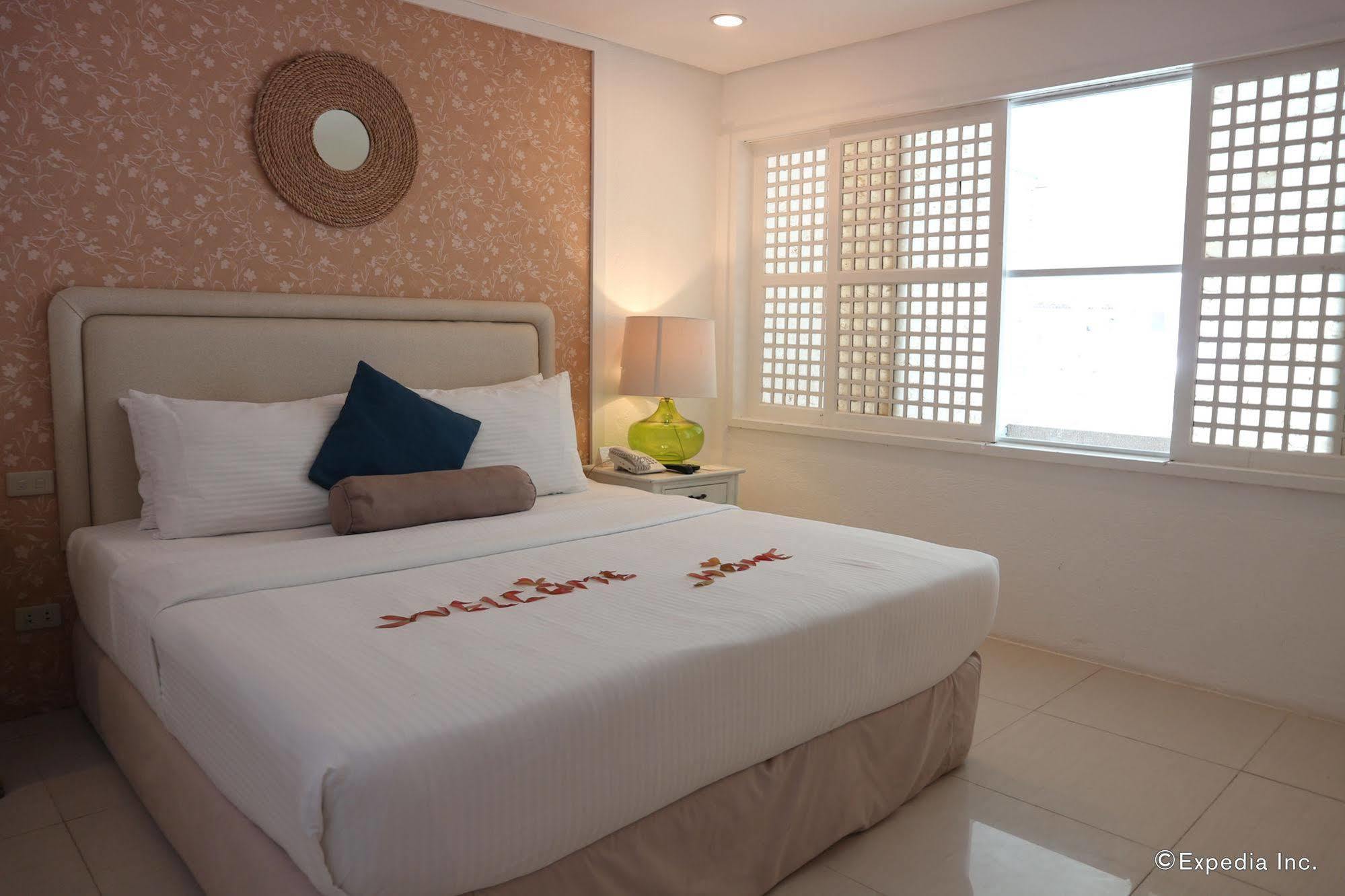 Sta. Monica Beach Club 杜马格特 外观 照片